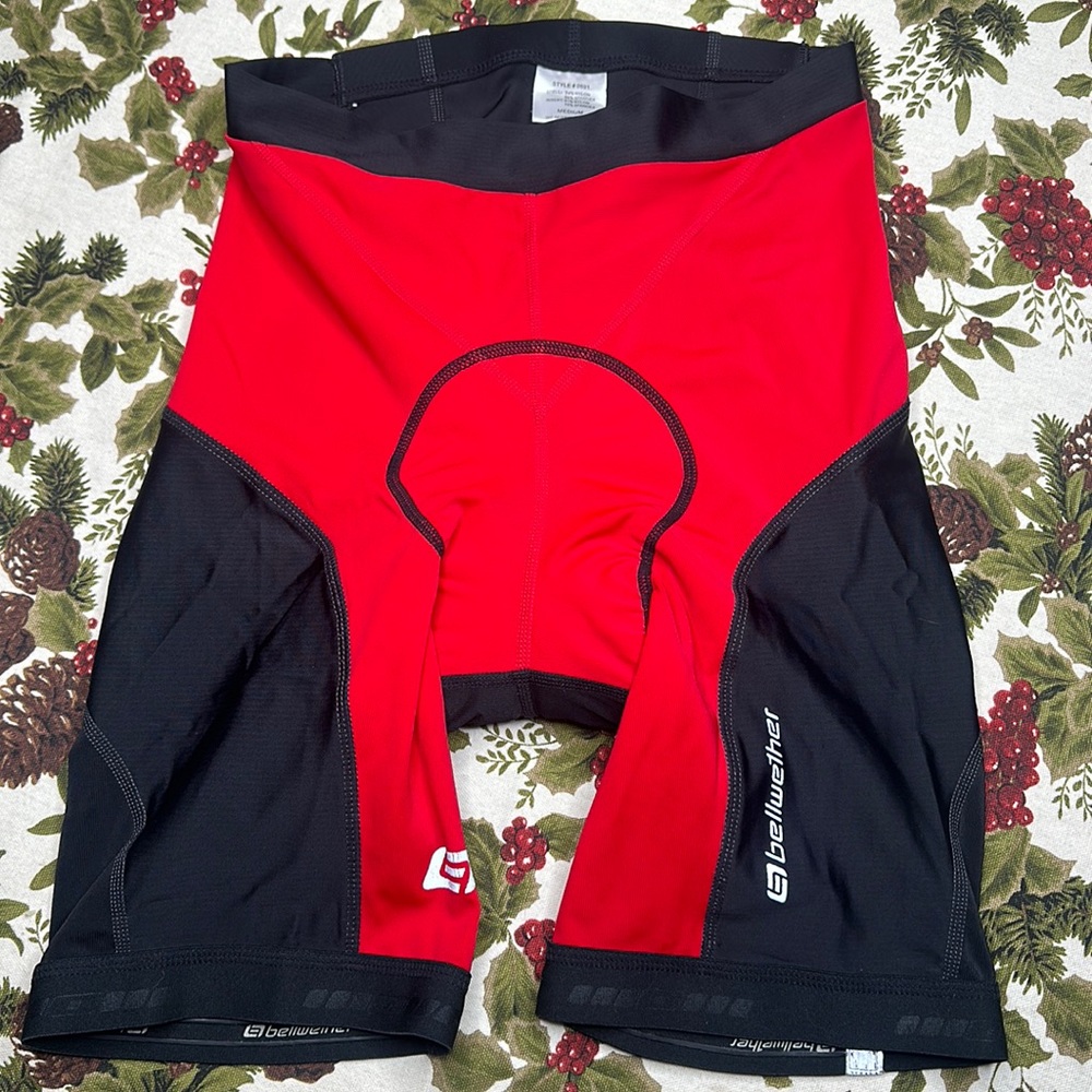 Bellwether Padded Bike shorts red & Black size M